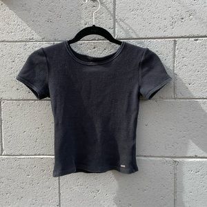 Black baby tee!!